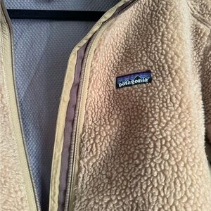 Women’s Patagonia jacket